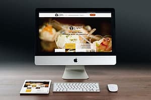 Restaurante Bar La Perla, Oropesa (Toledo), en la plaza del Navarro, para comer bien. - Ejemplos de páginas web profesionales por Código con Sentido, Talavera